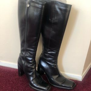 Vero Cuoio Black Heeled Boots